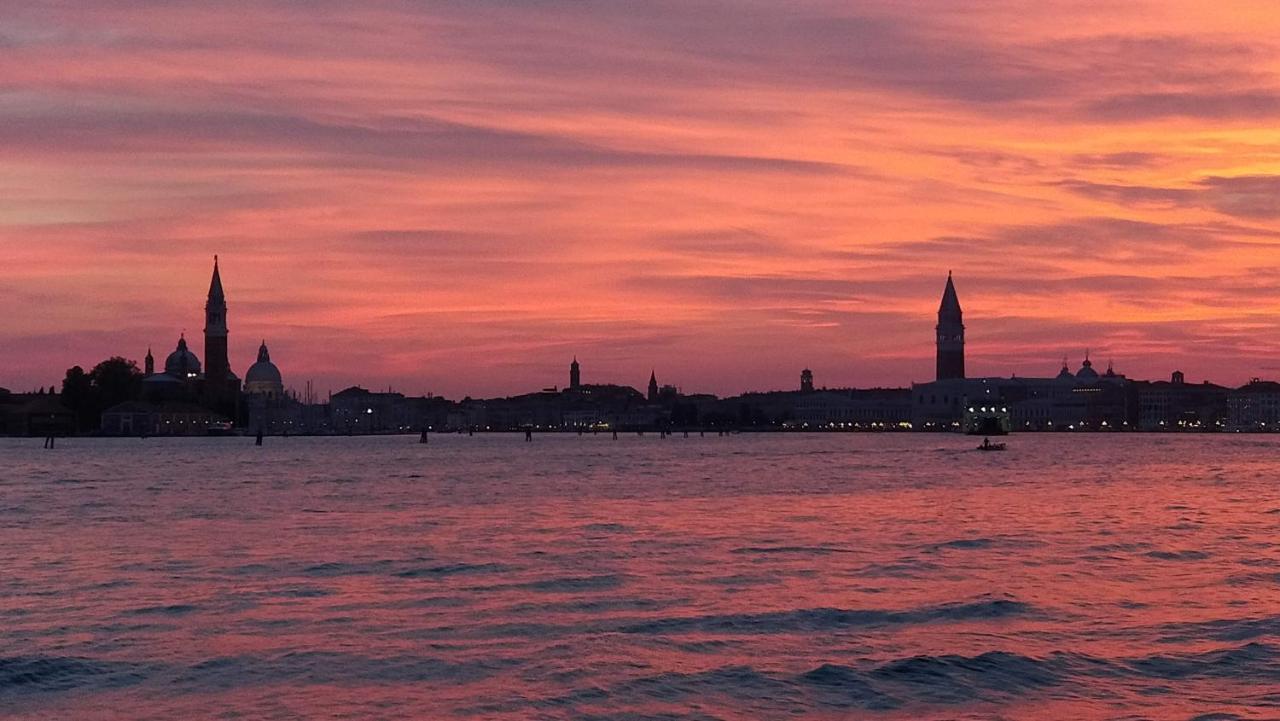Porte Di Venezia, Tessera Aeroporto Фаваро Венето Экстерьер фото